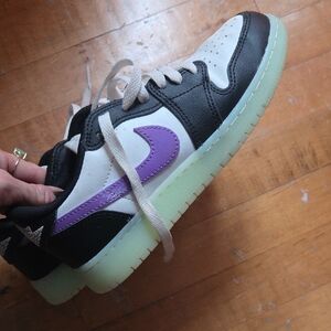 Nike Black and White Sneakers with Purple Accents